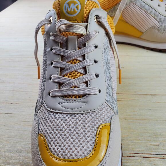 MICHAEL KORS | Wilma | Yellow/White | Color Block Trainer Sneakers | Size 8.5 - Picture 6 of 8